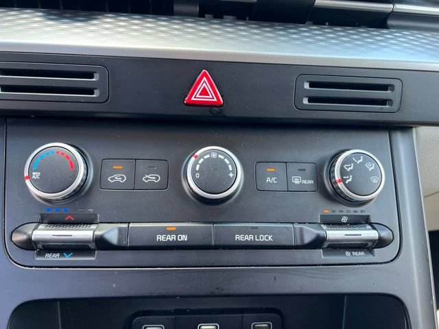 Certified 2022 Kia Carnival LX FWD image 21