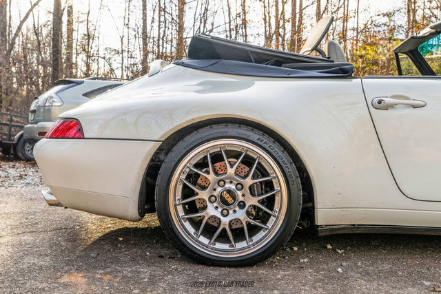 Used 1996 Porsche 911 Carrera image 10