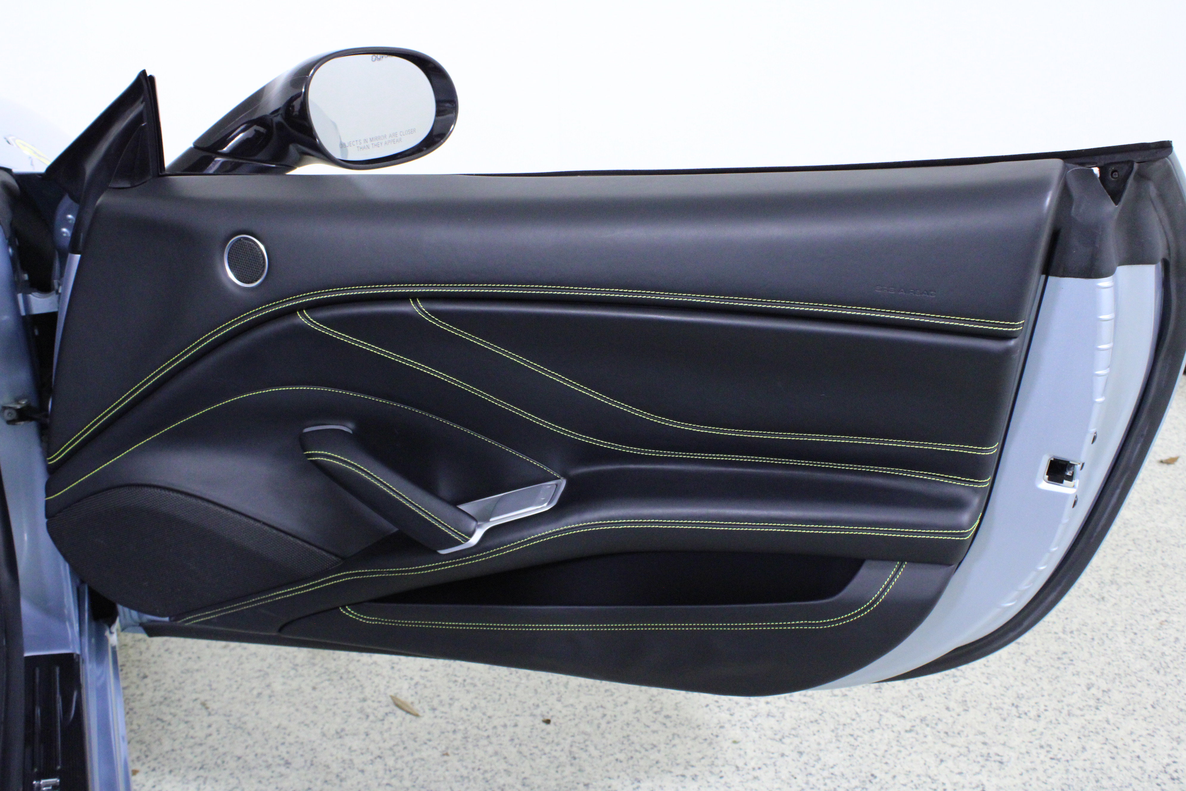 Used 2015 Ferrari California T image 15