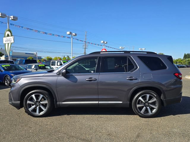 Used 2024 Honda Pilot Touring image 8