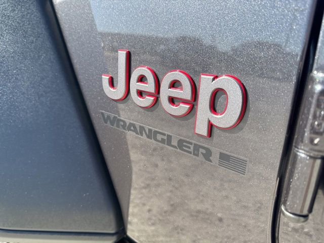 Used 2024 Jeep Wrangler Unlimited Rubicon AWD/4WD image 9