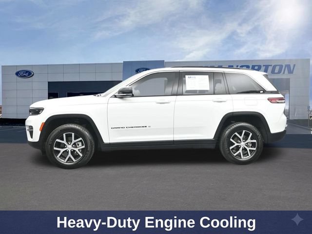 Used 2024 Jeep Grand Cherokee Limited w/ Trailer Tow Package AWD/4WD image 9