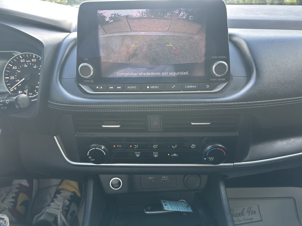 Used 2023 Nissan Rogue S FWD image 9