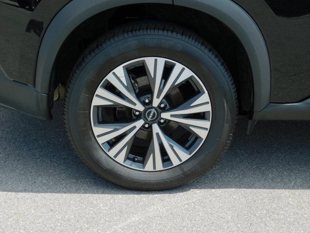 Used 2023 Nissan Rogue SV image 26