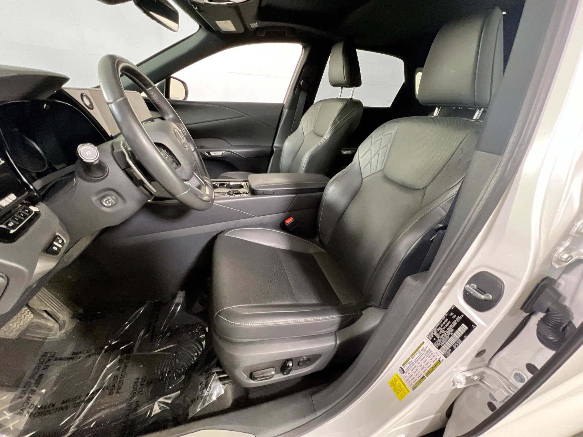 Used 2023 Lexus RX 350 Premium w/ Cold Area Package AWD/4WD image 20