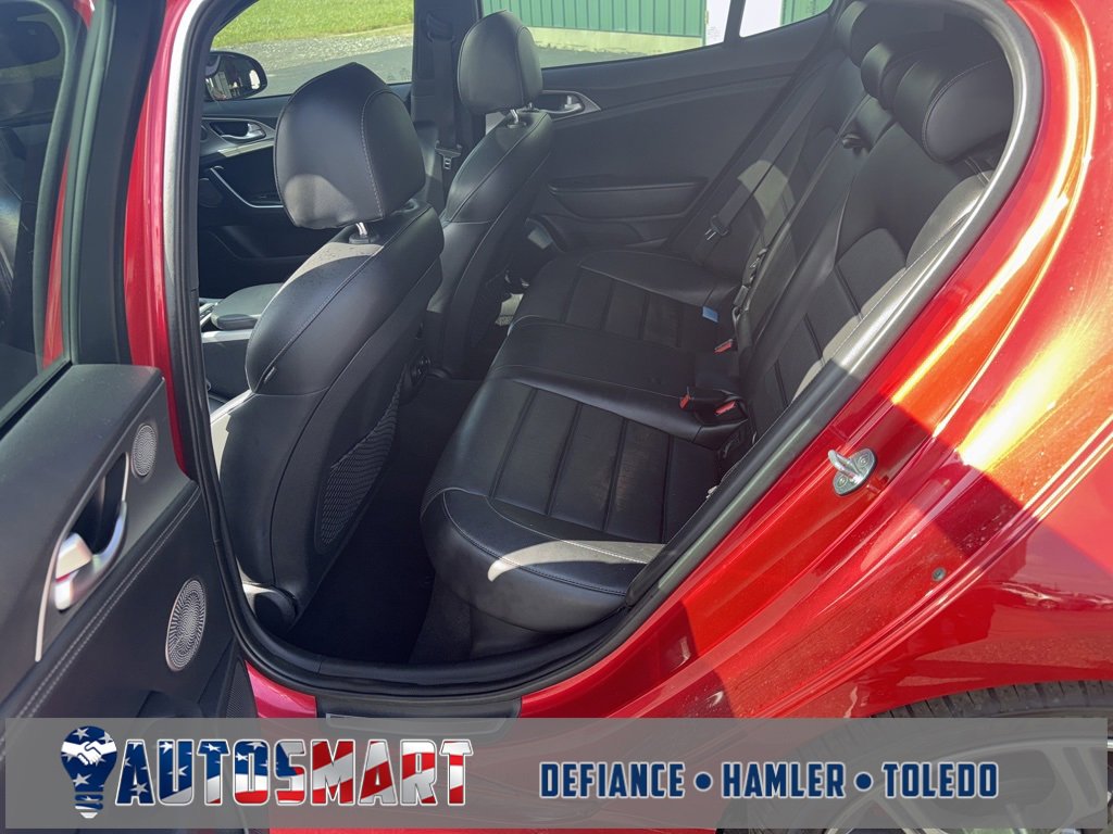 Used 2019 Kia Stinger GT2 image 20