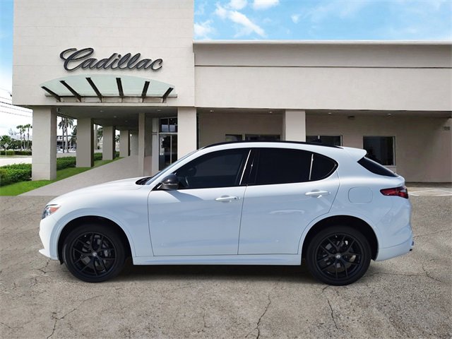 Used 2021 Alfa Romeo Stelvio Sprint w/ Nero Edizione image 2