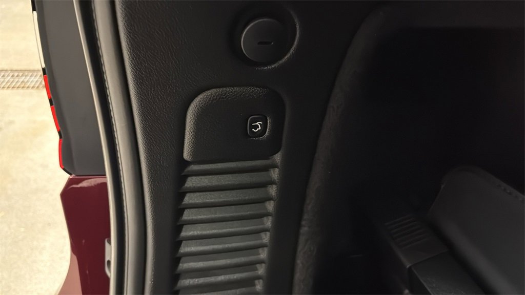 Used 2021 Dodge Durango GT image 17