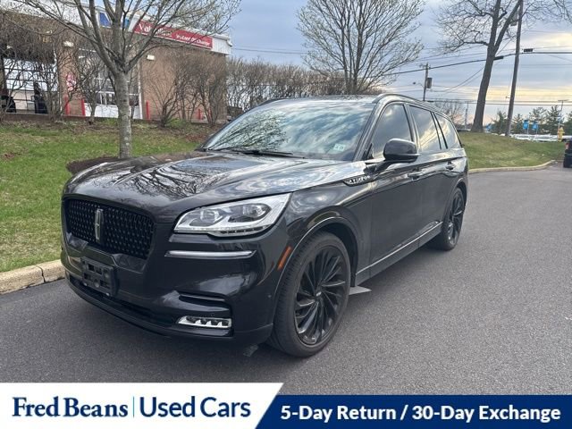 Used 2024 Lincoln Aviator Reserve w/ Equipment Group 201A image 3