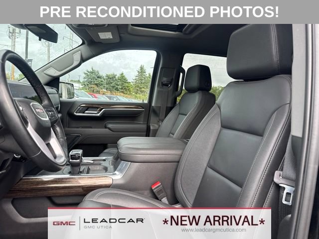 Used 2025 GMC Sierra 1500 Elevation w/ Elevation Premium Package AWD/4WD image 17