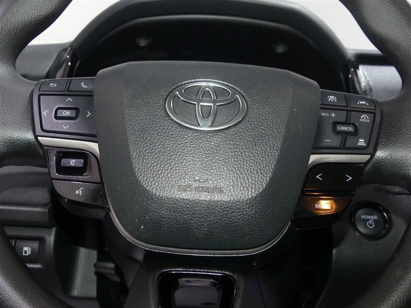 Used 2025 Toyota Camry LE FWD image 28
