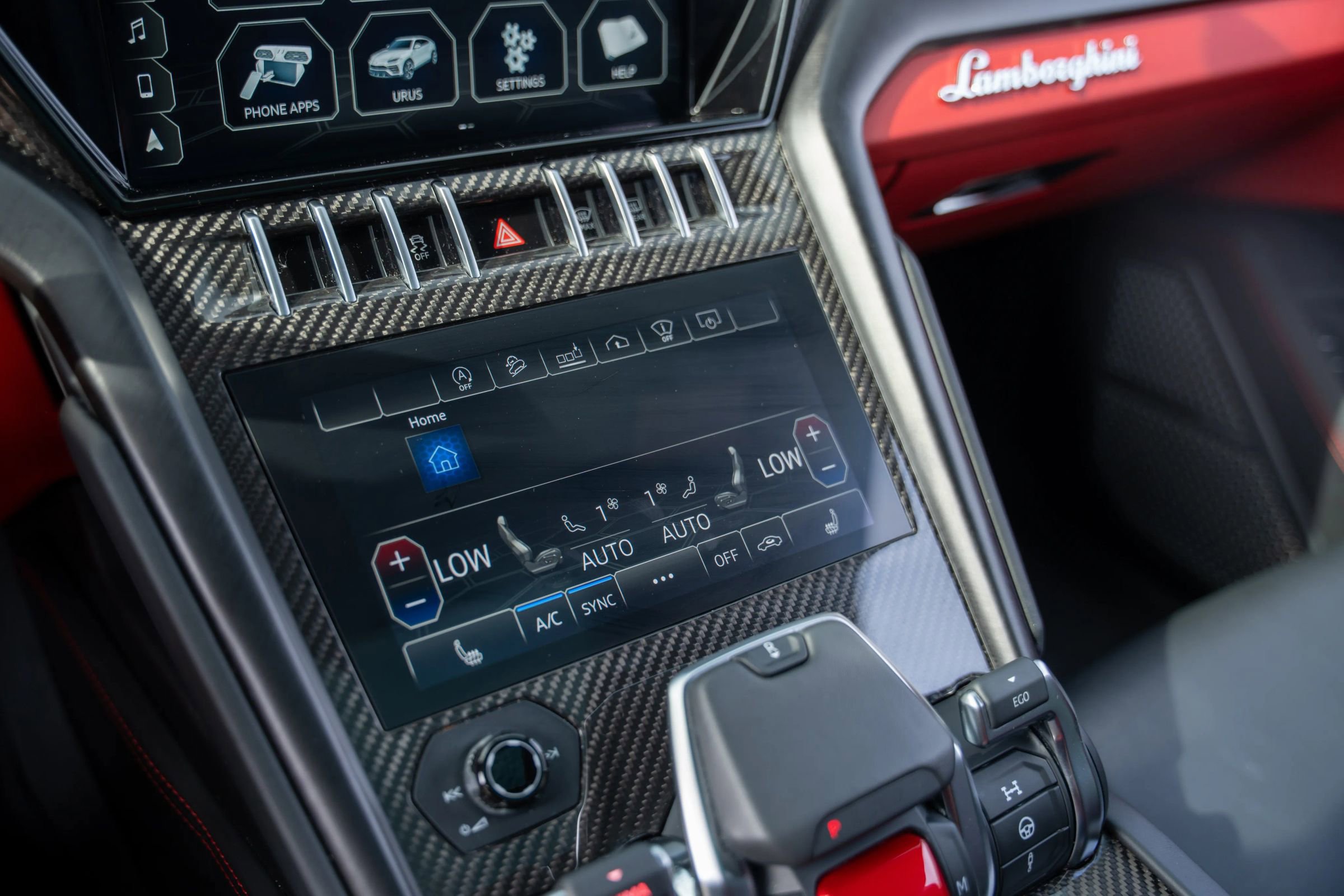 Used 2021 Lamborghini Urus image 21