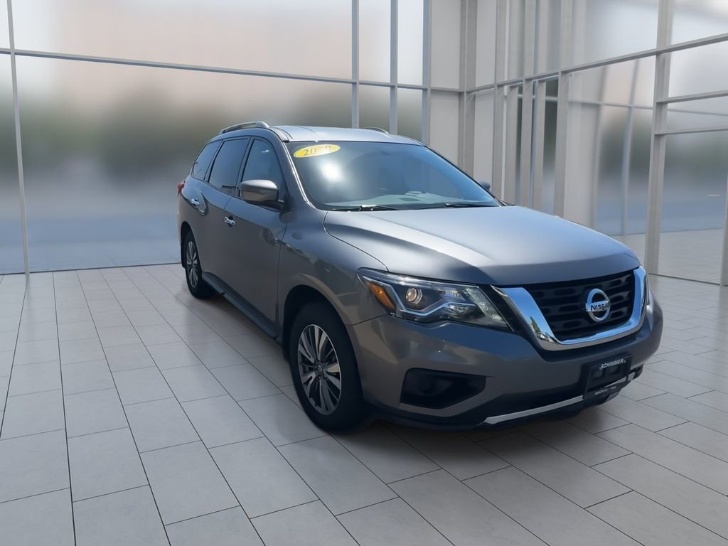 Used 2020 Nissan Pathfinder S FWD image 2