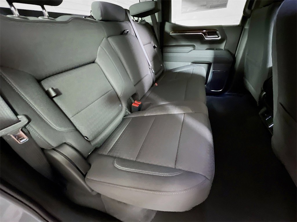 Used 2025 GMC Sierra 1500 Elevation image 23
