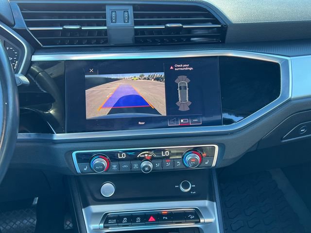 Used 2020 Audi Q3 2.0T Premium w/ Convenience Package image 17