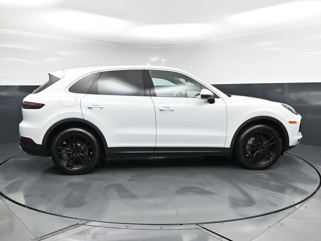 Certified 2023 Porsche Cayenne AWD/4WD image 12