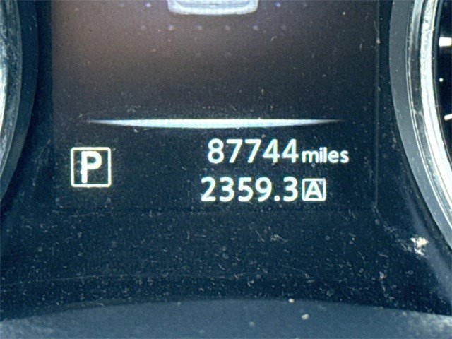 Used 2015 Nissan Rogue SV image 28