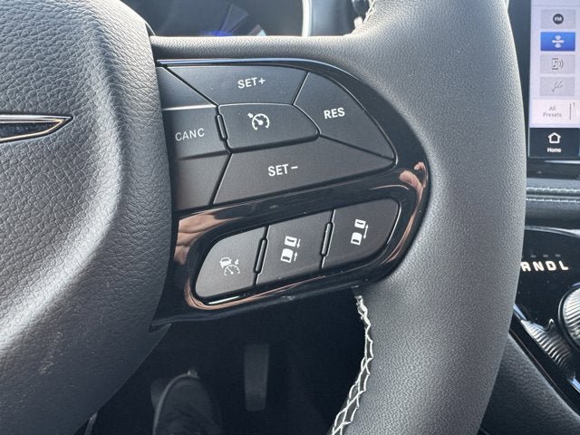 New 2026 Chrysler Pacifica Select image 22
