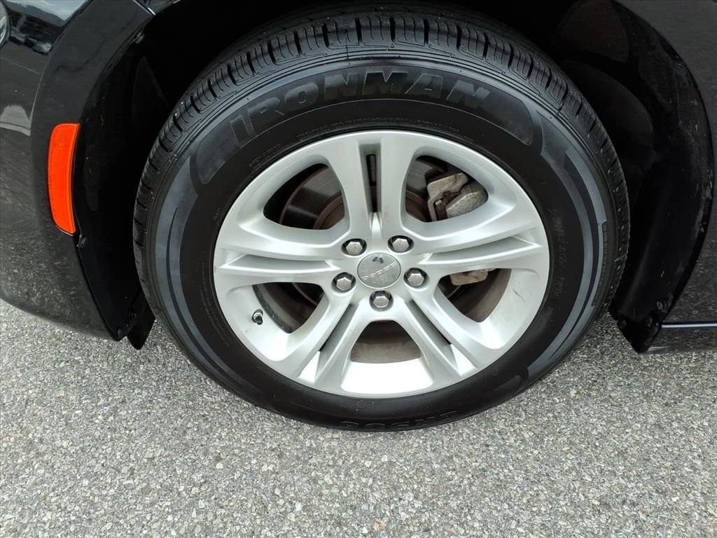 Used 2023 Dodge Charger SXT RWD image 11