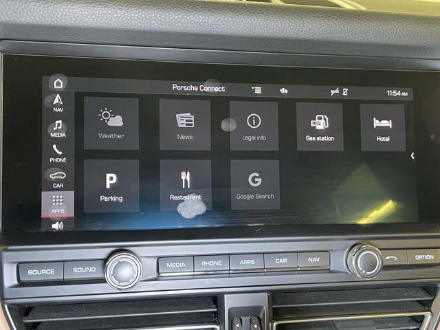 Certified 2020 Porsche Macan AWD/4WD image 32