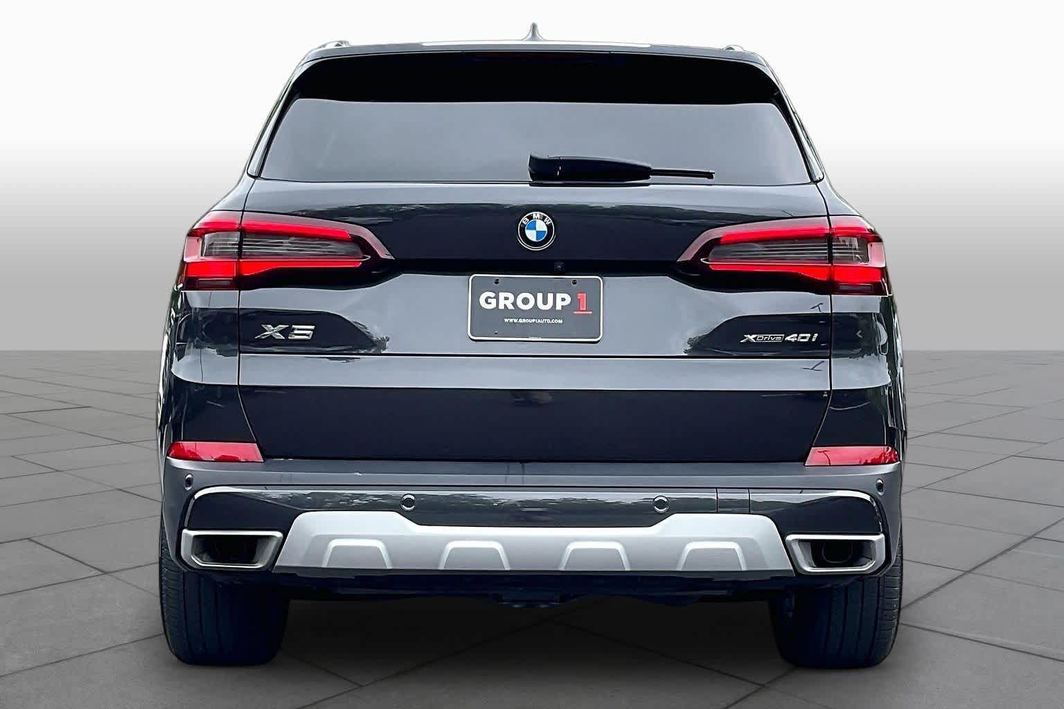 Used 2023 BMW X5 xDrive40i w/ Premium Package AWD/4WD image 4