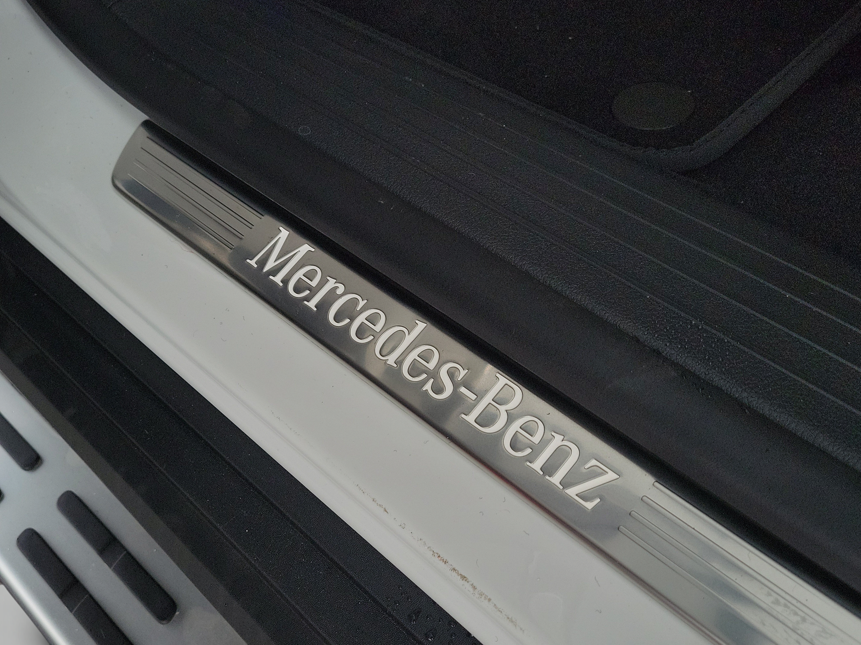 New 2026 Mercedes-Benz GLS 450 4MATIC image 36