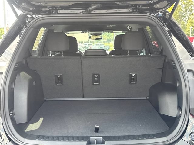 New 2027 GMC Terrain Elevation w/ LPO, Floor Liner Package FWD image 12