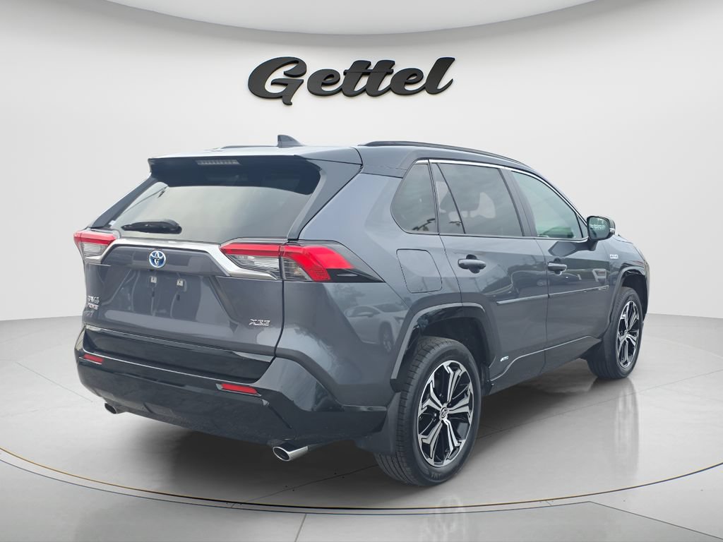 Used 2024 Toyota RAV4 XSE w/ Weather Package AWD/4WD image 5