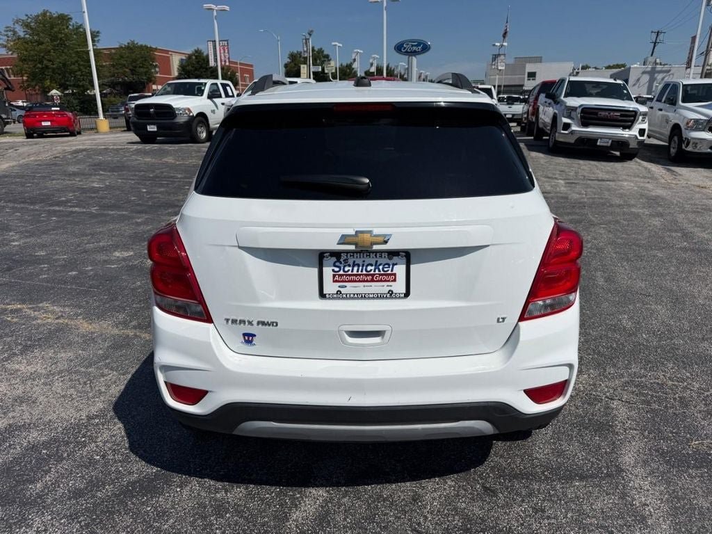 Used 2018 Chevrolet Trax LT w/ LT Convenience Package AWD/4WD image 9