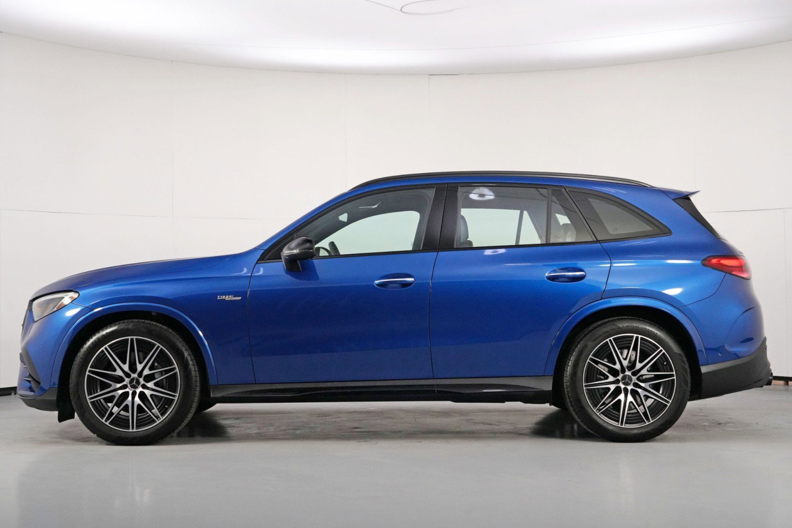 Used 2024 Mercedes-Benz GLC 43 AMG 4MATIC image 9