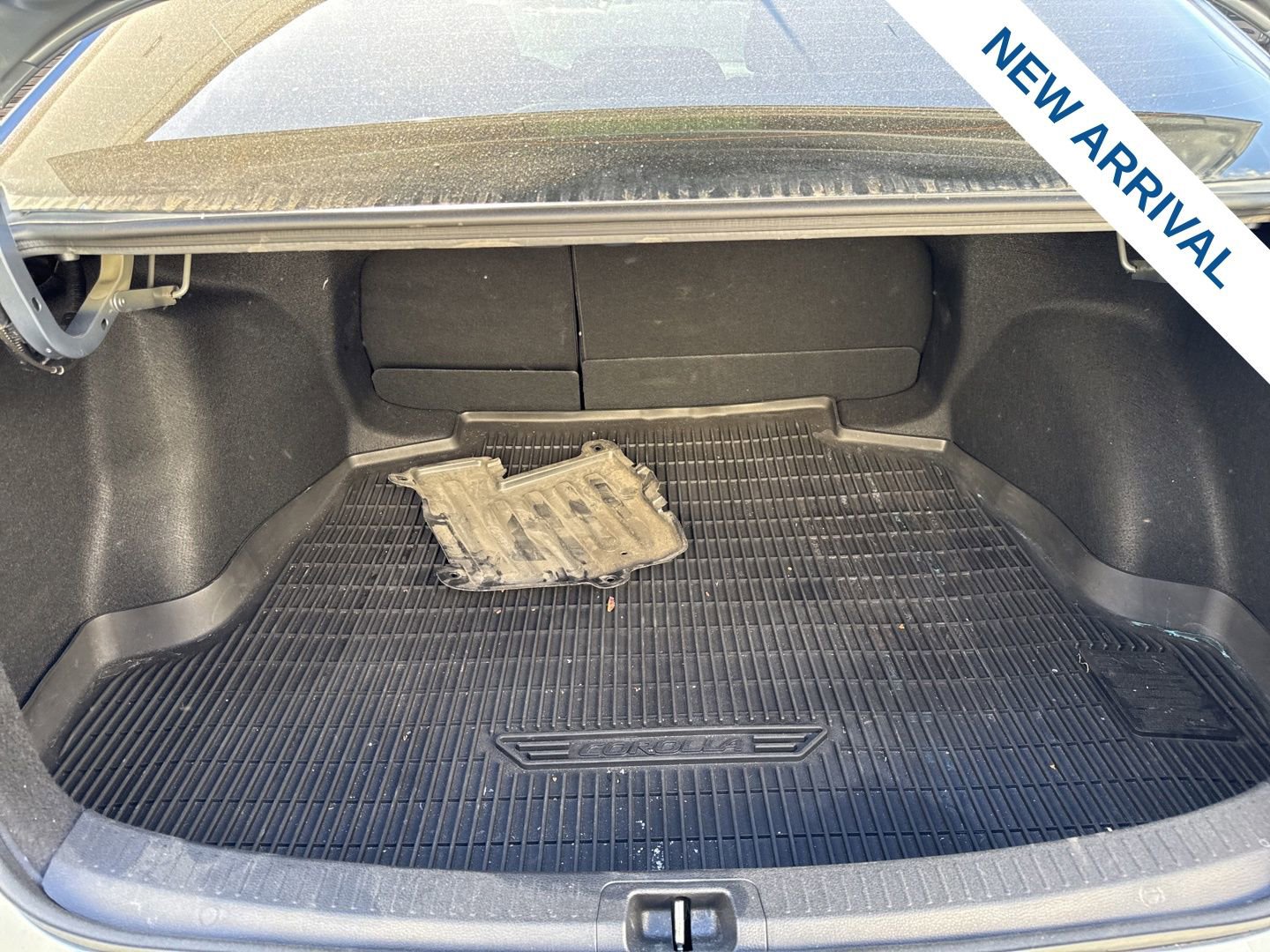 Used 2024 Toyota Corolla SE image 13