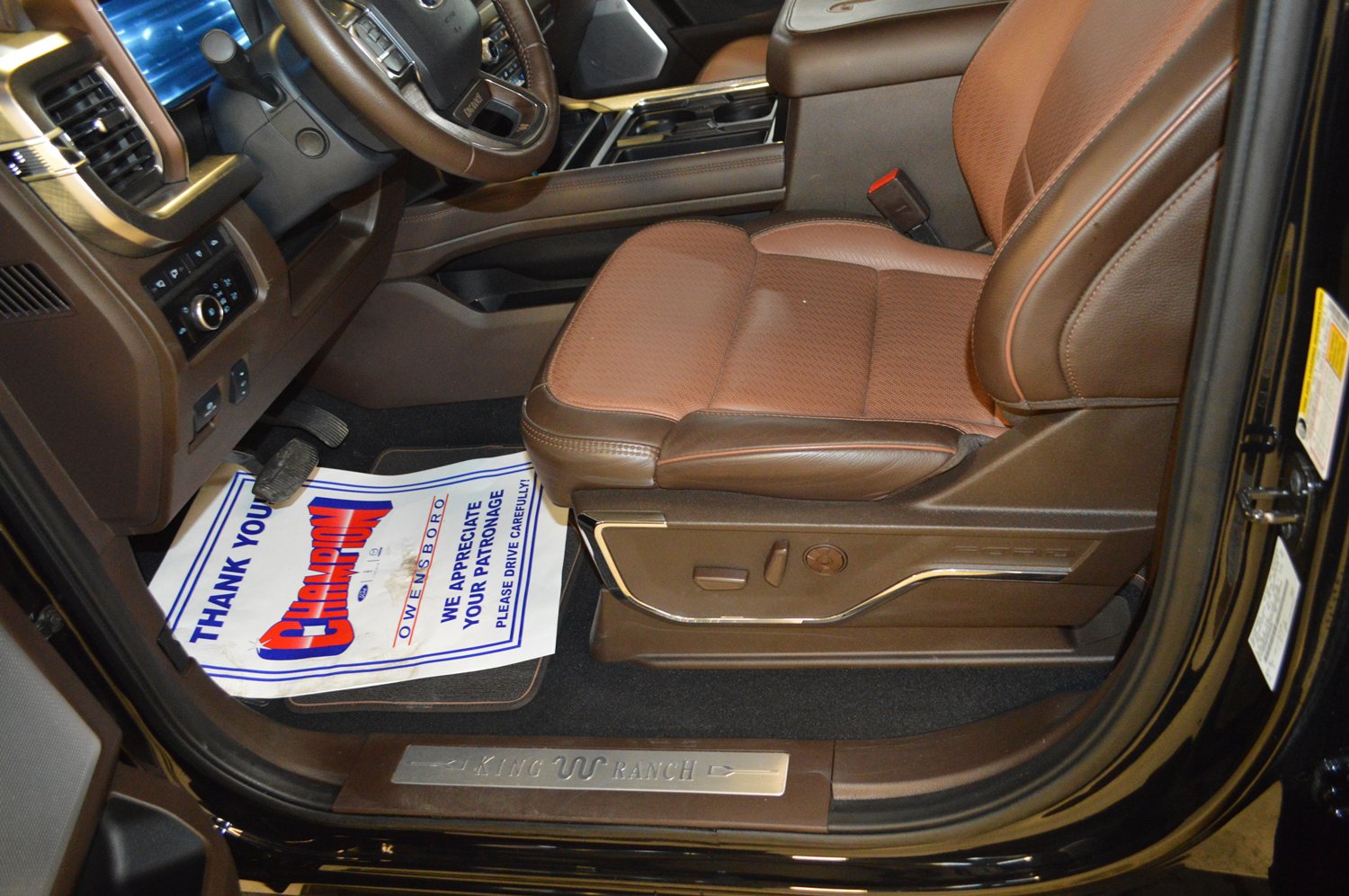 Used 2024 Ford F250 King Ranch w/ Chrome Package image 15