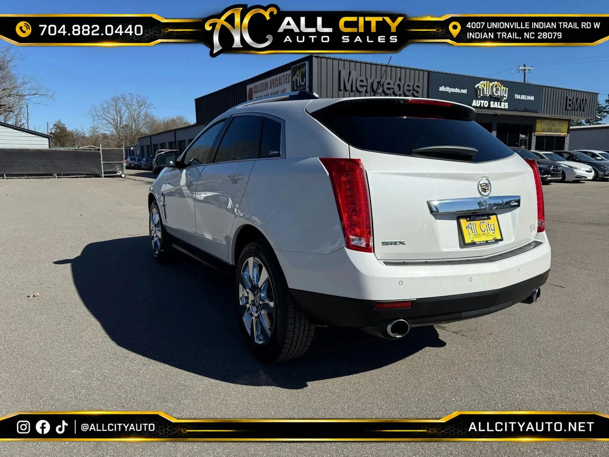 Used 2010 Cadillac SRX Premium FWD image 5