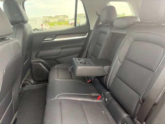 Used 2026 GMC Terrain Denali AWD/4WD image 9