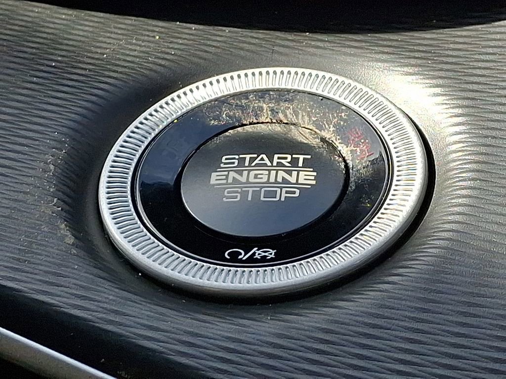 New 2025 Jeep Grand Cherokee L Laredo image 19