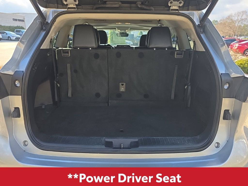 Used 2022 Toyota Highlander XLE image 15