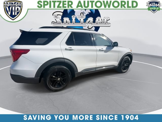 Used 2020 Ford Explorer XLT w/ Equipment Group 202A AWD/4WD image 10