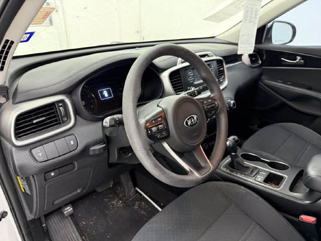 Used 2018 Kia Sorento L FWD image 8