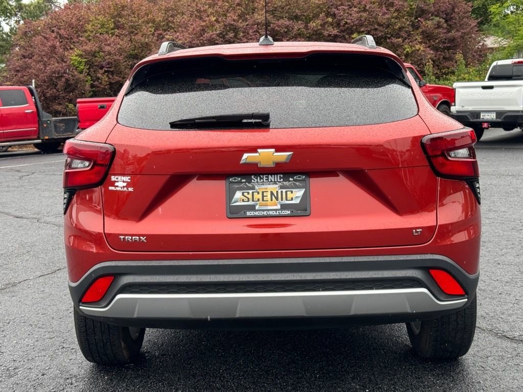 Used 2024 Chevrolet Trax LT image 4