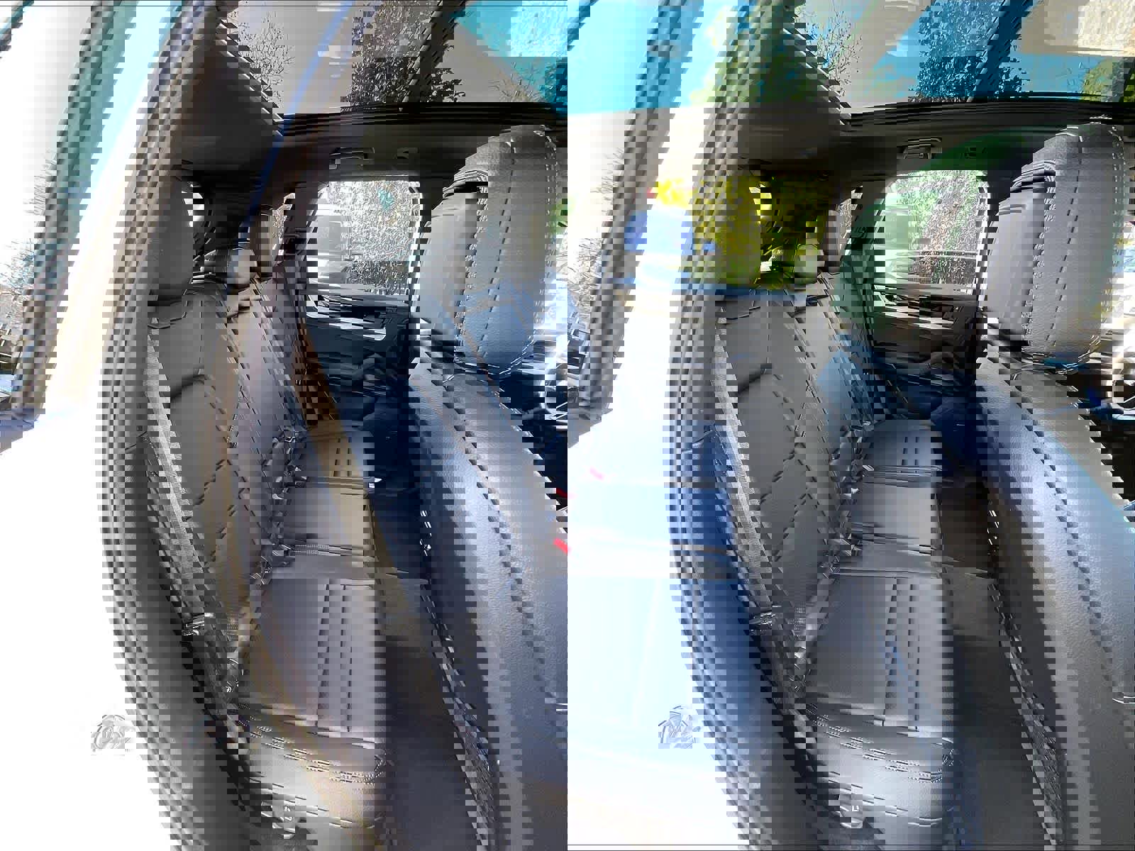 Used 2024 Porsche Cayenne image 26