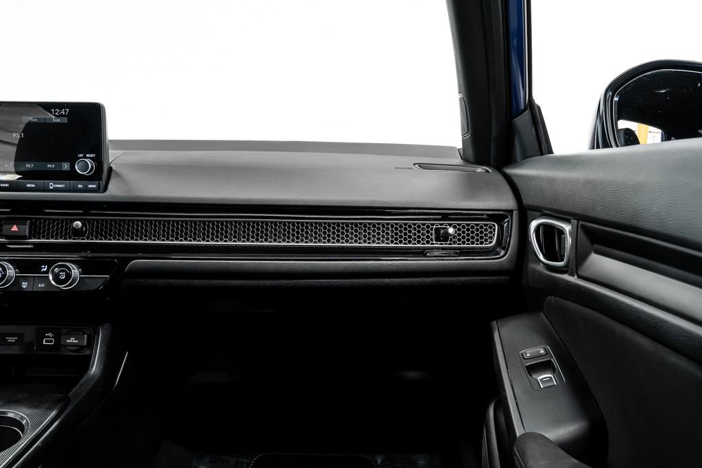 Used 2023 Honda Civic Sport image 26