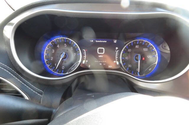 New 2026 Chrysler Pacifica Select image 22