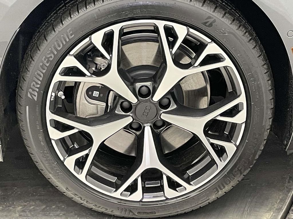 New 2026 Audi A6 Premium Plus image 14