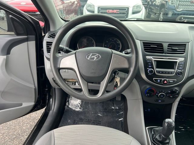 Used 2017 Hyundai Accent SE image 16