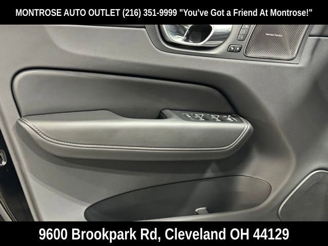 New 2025 Volvo XC60 T8 Ultra w/ Protection Package Premier image 9