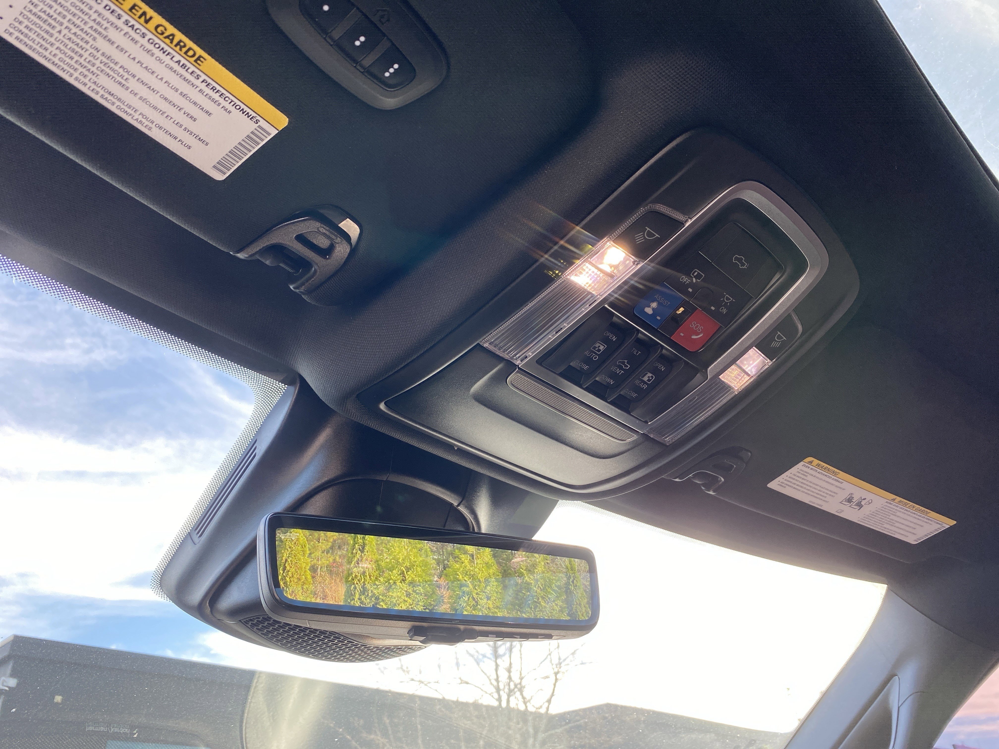 Used 2022 RAM 3500 Limited w/ Max Tow Package image 21