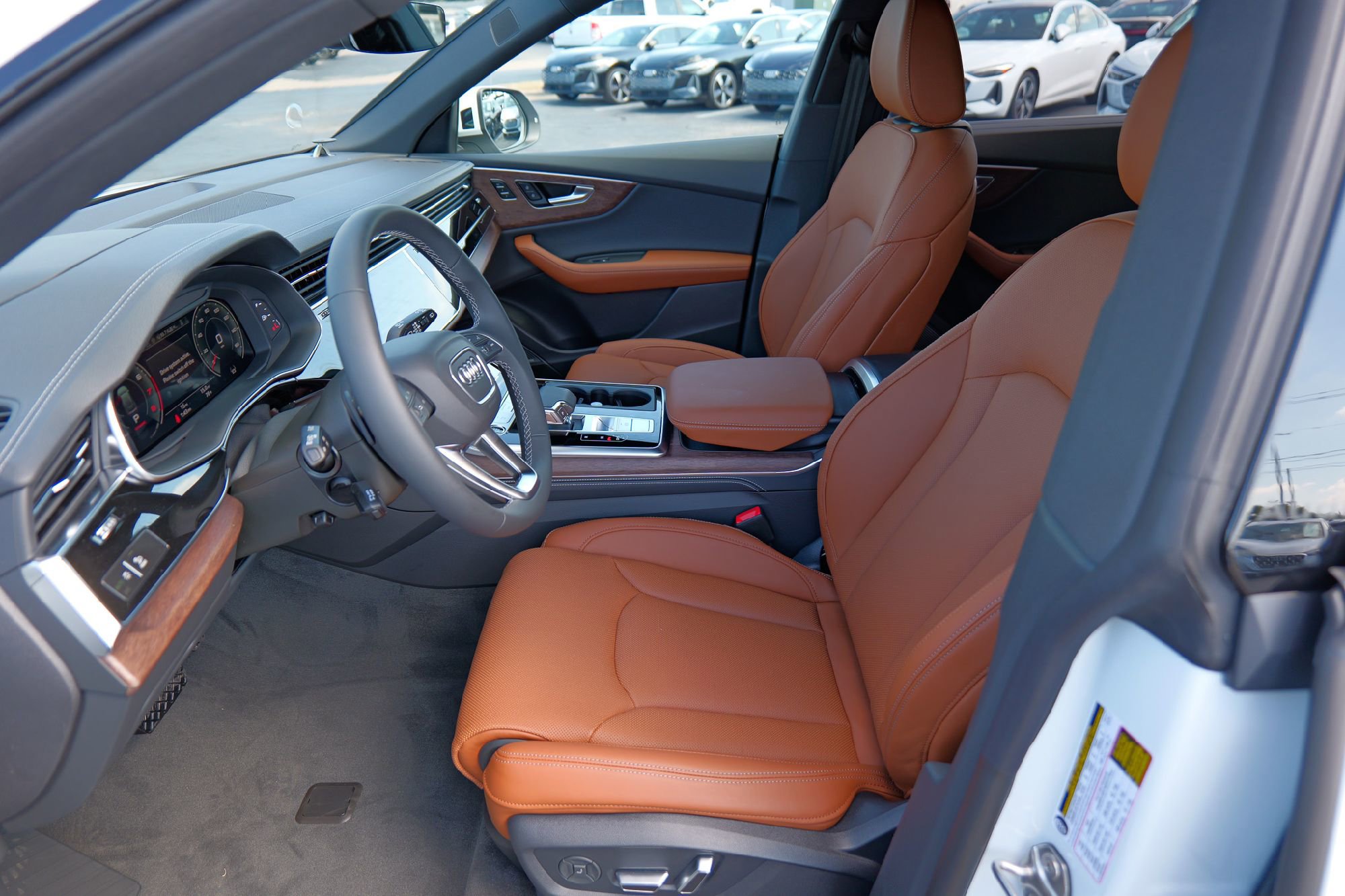 New 2026 Audi Q8 Prestige image 9