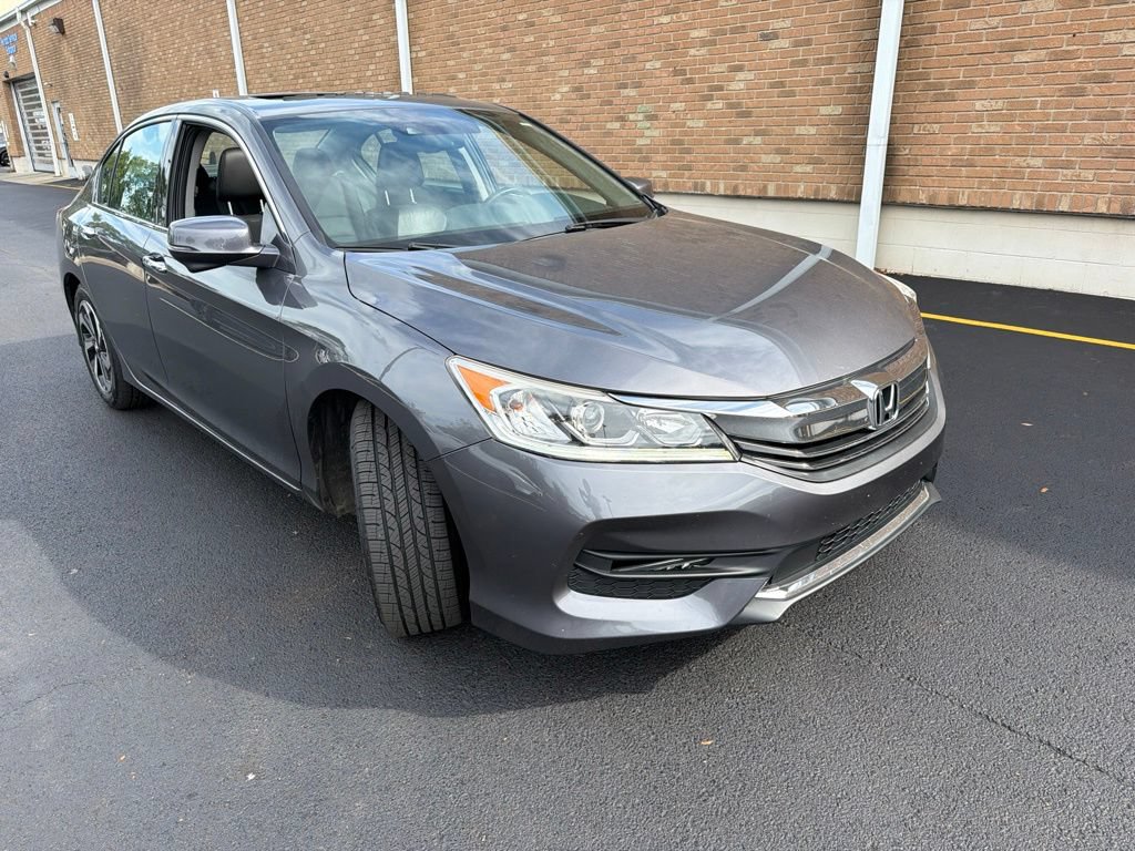 Used 2017 Honda Accord EX-L image 4