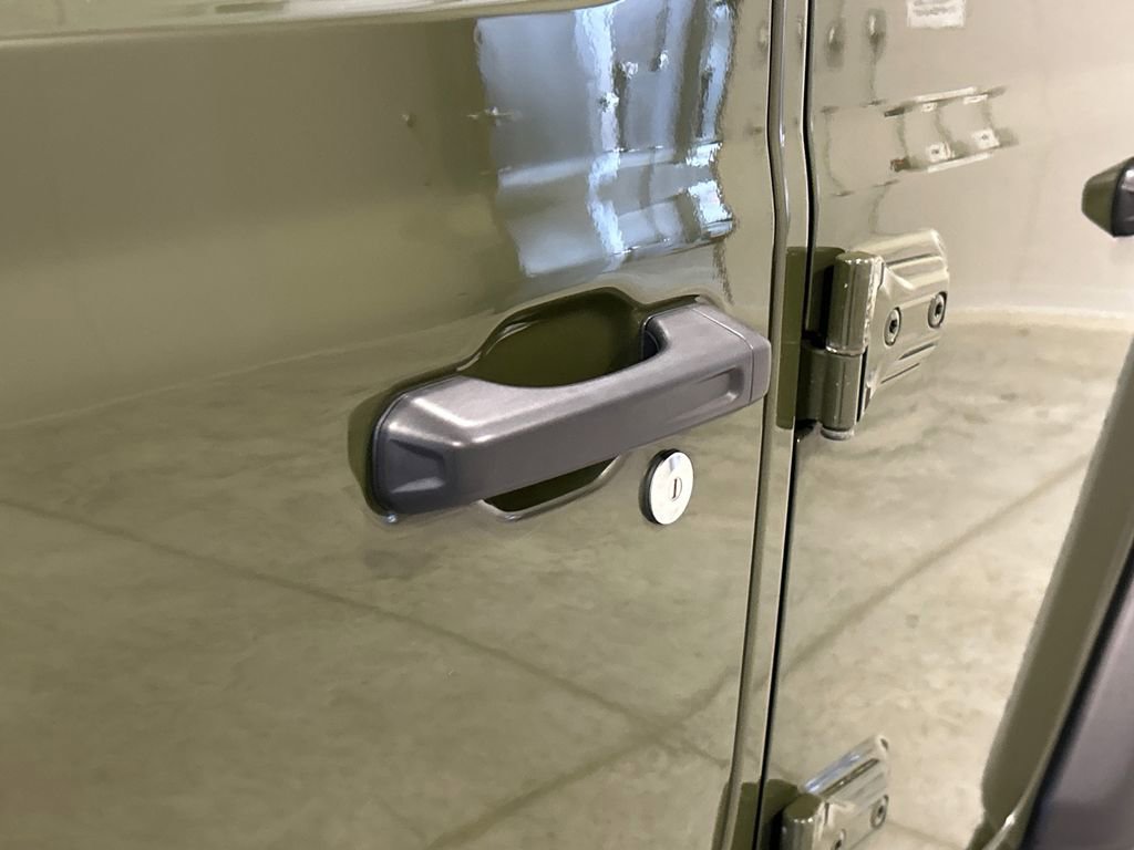 Used 2021 Jeep Wrangler Unlimited Sport image 13