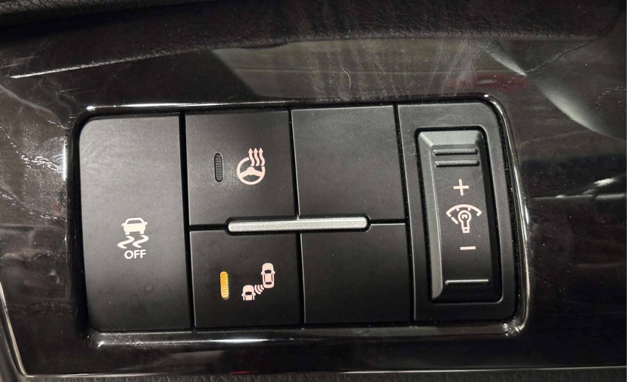 Used 2015 Kia Sorento SX FWD image 32